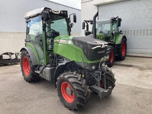 Fendt 211 V VARIO GEN3 tractor viñedo