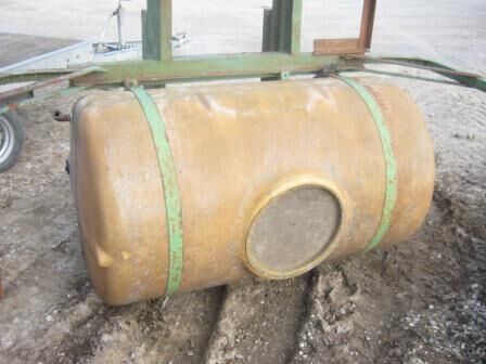 Watertank pulverizador suspendido