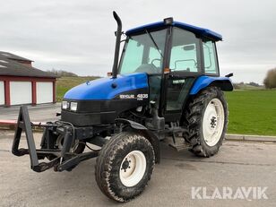 New Holland 4835 tractor de ruedas