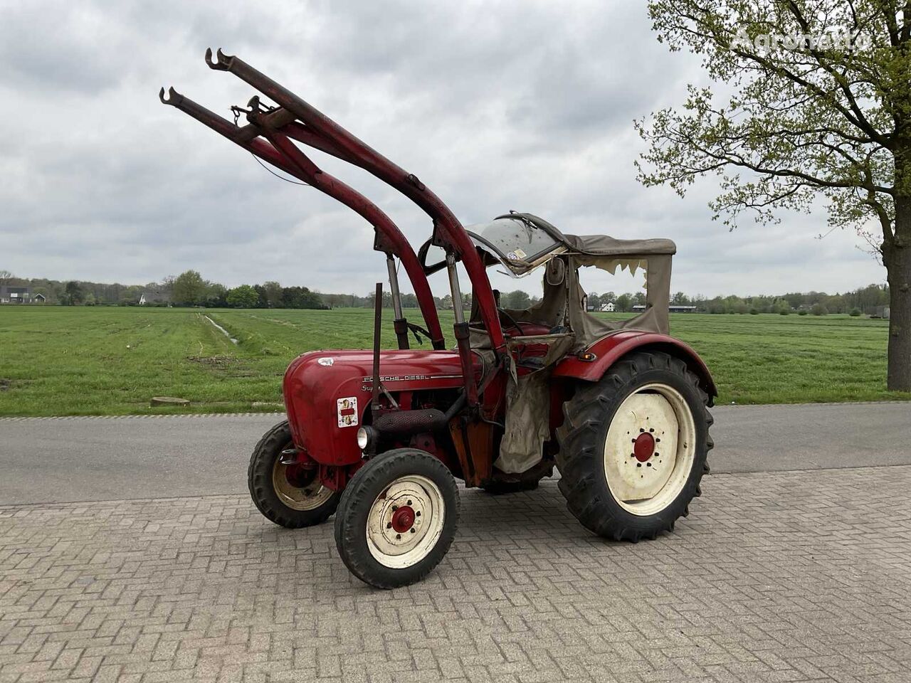 Porsche L 318 tractor de ruedas